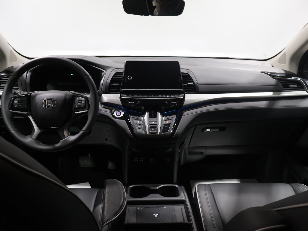 Used 2026 Honda Odyssey Touring image 18
