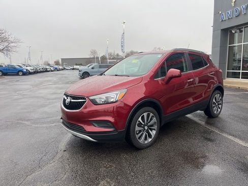 Used 2022 Buick Encore Preferred w/ Safety Package image 2