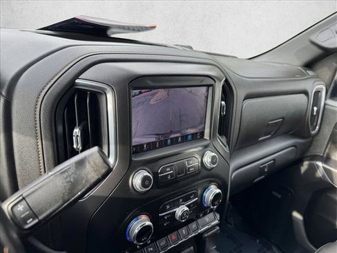 Used 2020 GMC Sierra 2500 AT4 w/ AT4 Premium Package AWD/4WD image 15