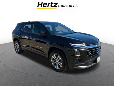 Used 2025 Chevrolet Equinox LT AWD/4WD image 1