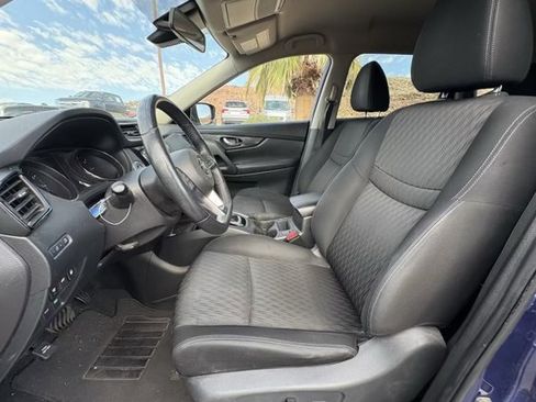Used 2019 Nissan Rogue SV FWD image 9