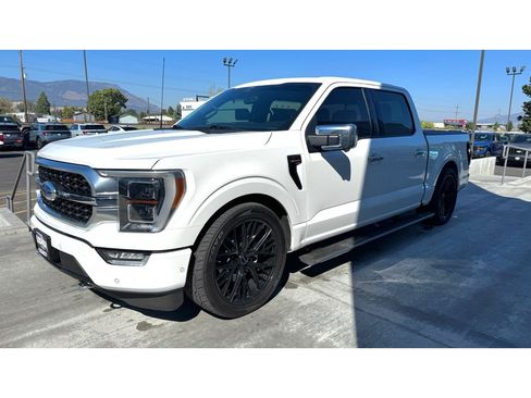 Used 2022 Ford F150 Platinum image 3