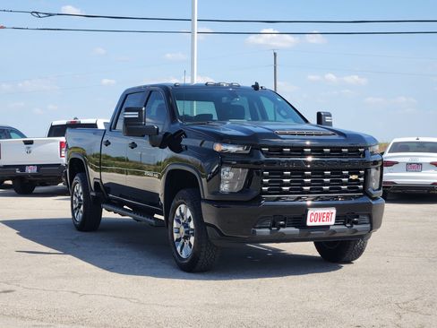 Used 2023 Chevrolet Silverado 2500 Custom w/ Custom Value Package AWD/4WD image 3