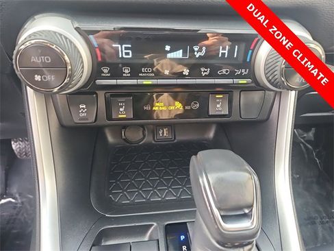 Used 2023 Toyota RAV4 XLE Premium image 18