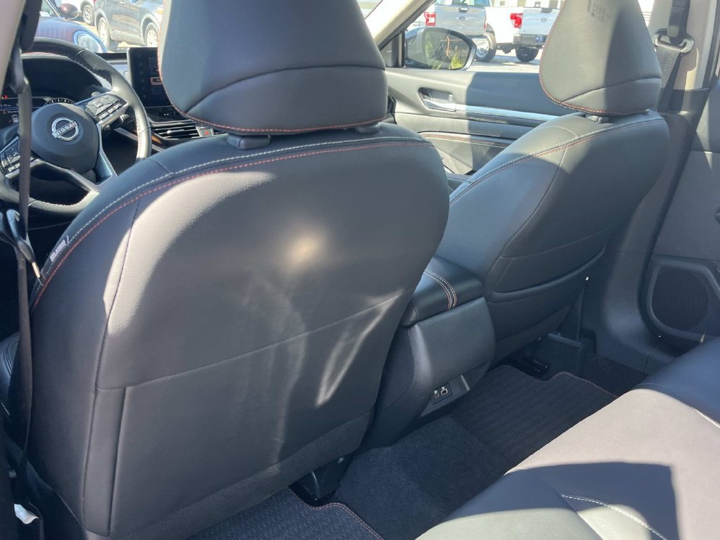 Used 2023 Nissan Altima 2.5 SR w/ SR Premium Package FWD image 23