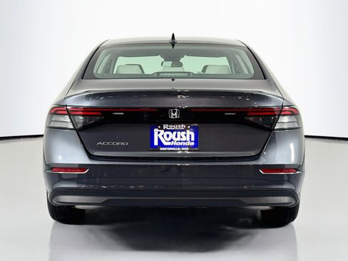 Certified 2023 Honda Accord EX image 6