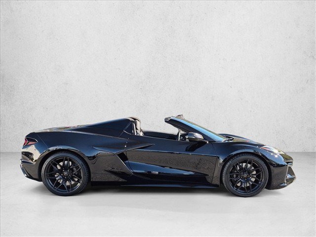Used 2024 Chevrolet Corvette Z06 RWD image 4