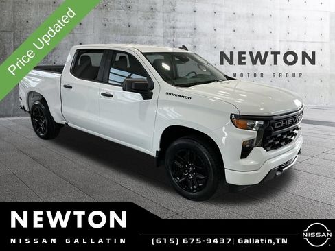 Used 2023 Chevrolet Silverado 1500 Custom w/ LPO, Dark Essentials Package AWD/4WD image 1
