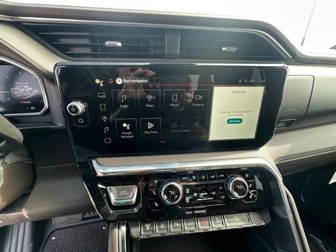 New 2026 GMC Sierra 2500 Denali w/ Denali Reserve Package AWD/4WD image 20
