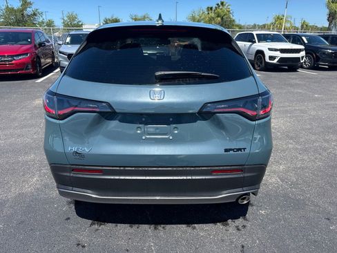 Certified 2025 Honda HR-V Sport image 6