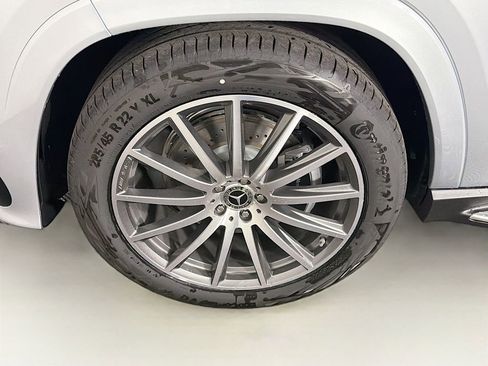 New 2026 Mercedes-Benz GLS 450 4MATIC image 34