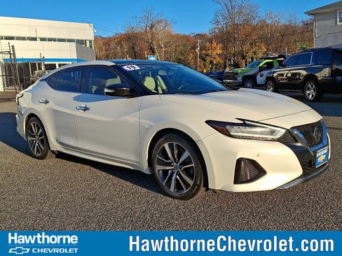 Used 2019 Nissan Maxima 3.5 SL w/ Floor Mat Group image 1