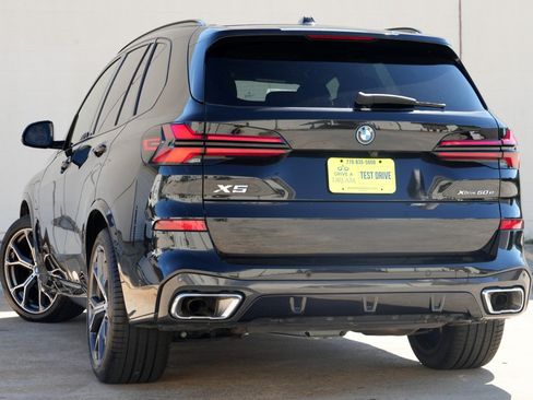 Used 2024 BMW X5 xDrive50e w/ M Sport Package AWD/4WD image 6