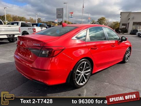 Used 2024 Honda Civic Touring image 4