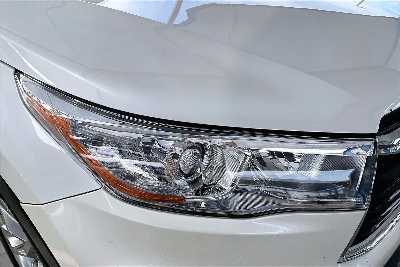 Used 2016 Toyota Highlander Limited FWD image 27