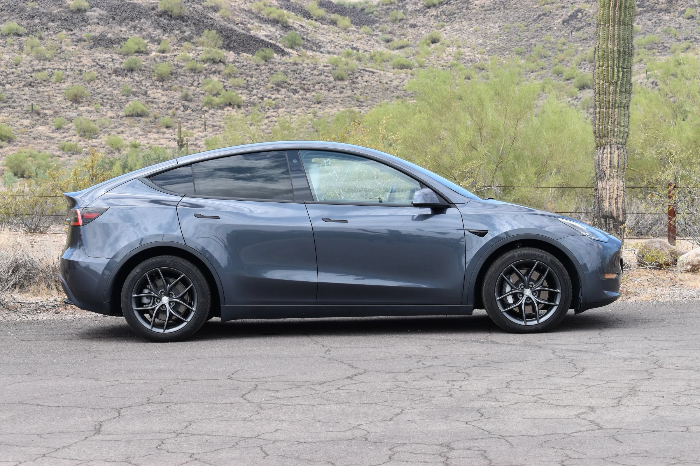 Used 2024 Tesla Model Y Performance AWD/4WD image 7