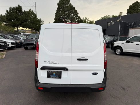 Used 2022 Ford Transit Connect XL FWD image 6
