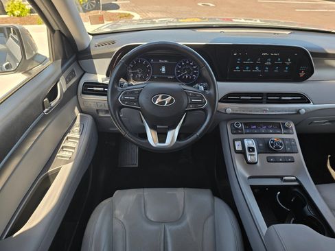 Used 2022 Hyundai Palisade SEL w/ 8P Bench Seat Package AWD/4WD image 13