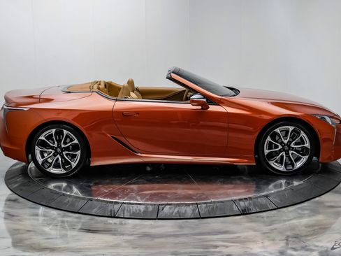 Used 2021 Lexus LC 500 Convertible w/ Touring Package RWD image 25