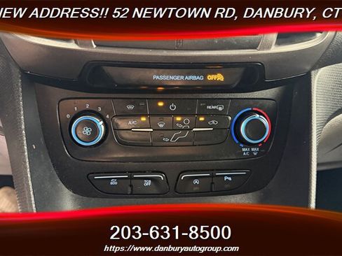 Used 2022 Ford Transit Connect XLT FWD image 22
