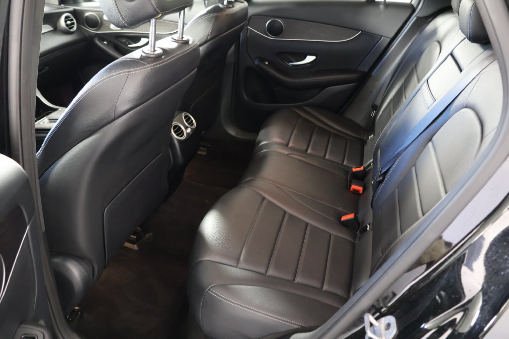 Used 2022 Mercedes-Benz GLC 300 4MATIC w/ Premium Package Lite image 21