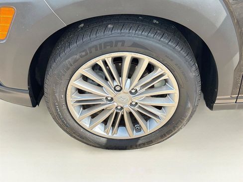 Used 2021 Hyundai Kona SEL FWD image 29
