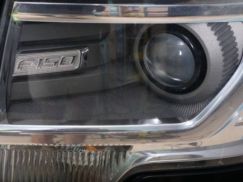 Used 2013 Ford F150 Platinum AWD/4WD image 12