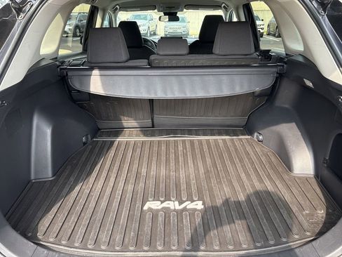 Used 2019 Toyota RAV4 LE w/ All Weather Liner Package AWD/4WD image 7