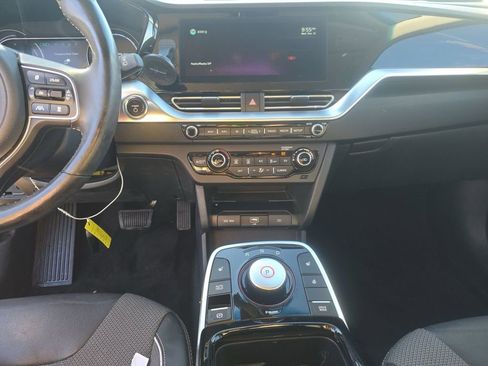 Used 2022 Kia Niro EX w/ Cold Weather Package image 16