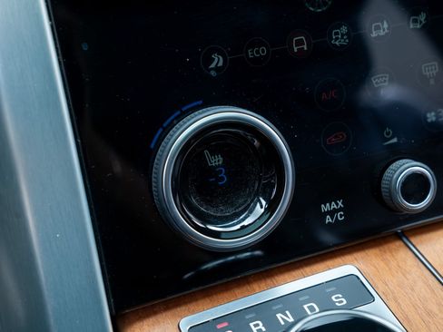 Used 2020 Land Rover Range Rover Autobiography AWD/4WD image 14