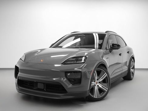 New 2025 Porsche Macan 4S Electric image 6