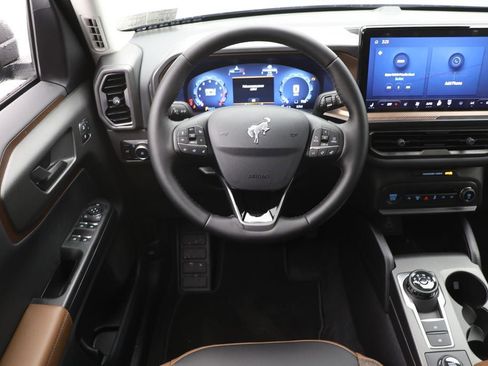 New 2025 Ford Bronco Sport Outer Banks image 10