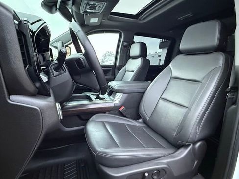 Used 2024 GMC Sierra 2500 SLT w/ SLT Premium Package image 14