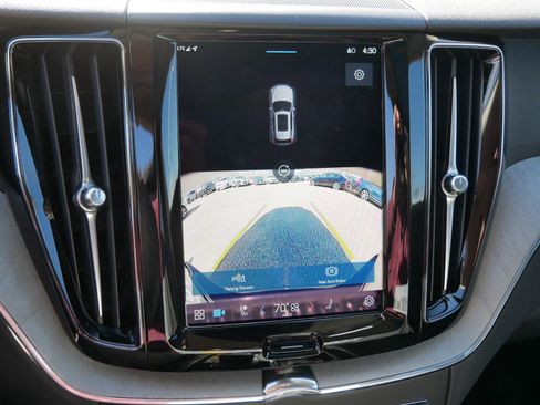 New 2025 Volvo XC60 B5 Plus w/ Climate Package image 10