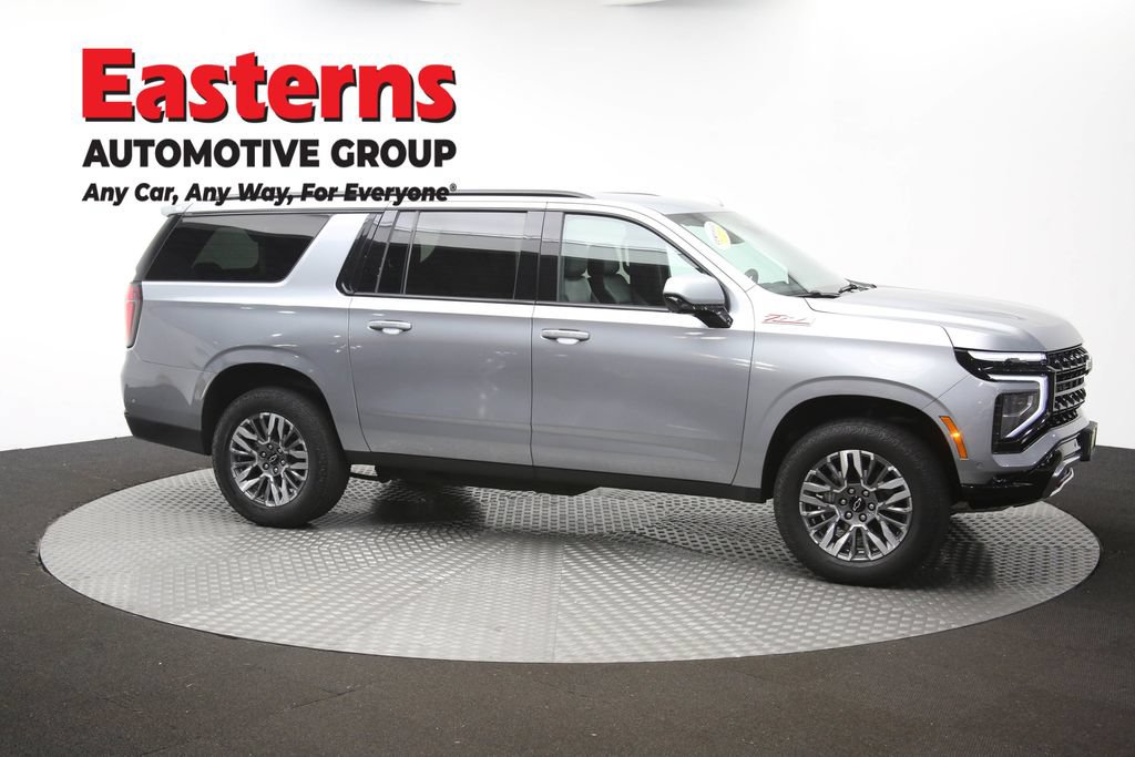 Used 2025 Chevrolet Suburban Z71 AWD/4WD image 52