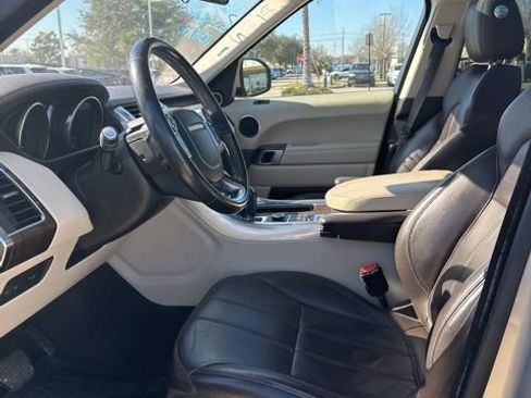 Used 2016 Land Rover Range Rover Sport HSE image 4