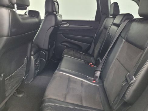 Used 2021 Jeep Grand Cherokee Laredo X RWD image 18