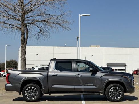 Used 2025 Toyota Tundra Limited image 3