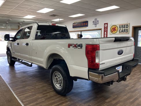 Used 2019 Ford F250 XL w/ Power Equipment Group AWD/4WD image 8