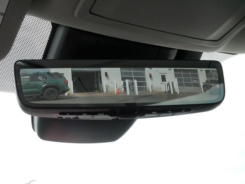 Certified 2026 Toyota Highlander Platinum AWD/4WD image 35