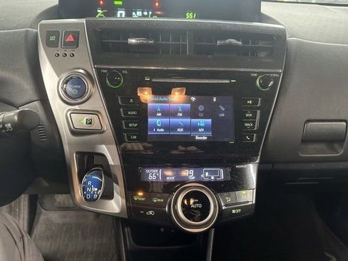 Used 2015 Toyota Prius V Two image 5