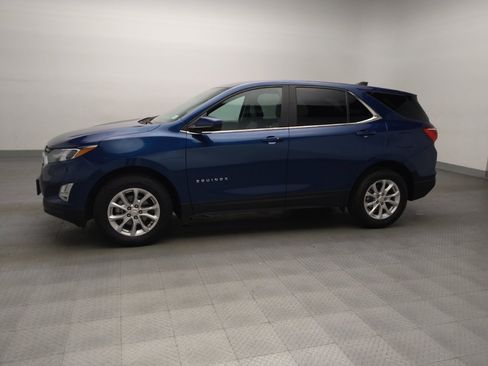 Used 2021 Chevrolet Equinox LT image 2