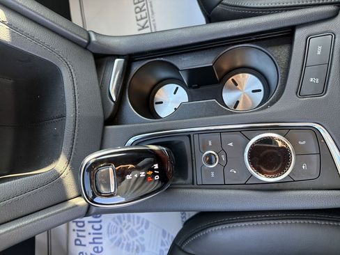 Certified 2024 Cadillac XT6 Sport w/ LPO, Onyx Lite Package image 18