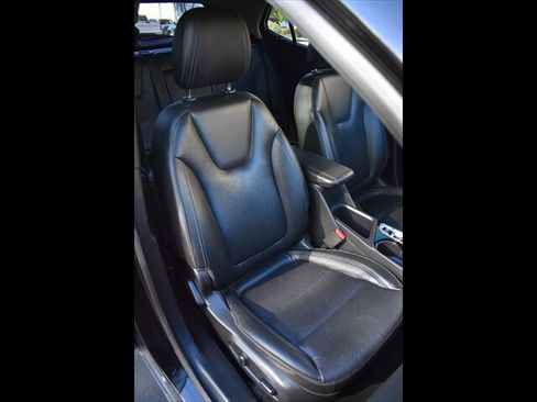 Used 2023 Buick Encore GX Essence w/ Experience Buick Package FWD image 33