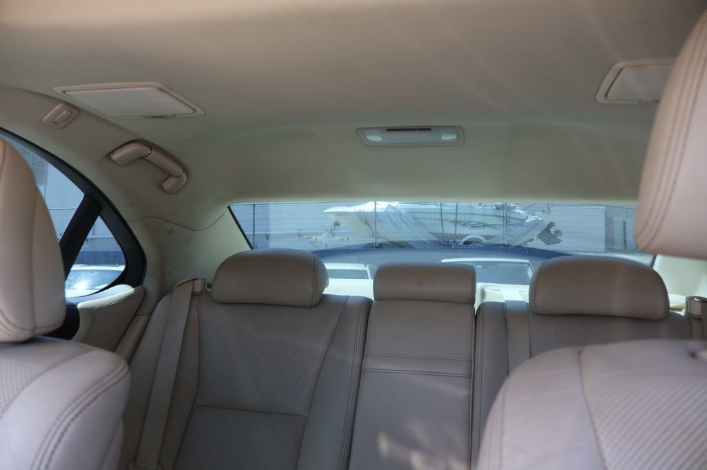 Used 2013 Lexus LS 460 w/ Comfort Pkg RWD image 22