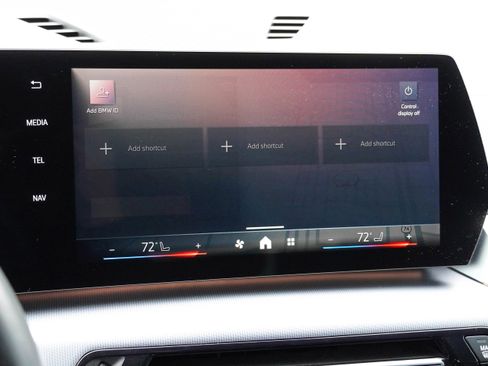 Certified 2025 BMW X2 xDrive28i w/ M Sport Package image 25