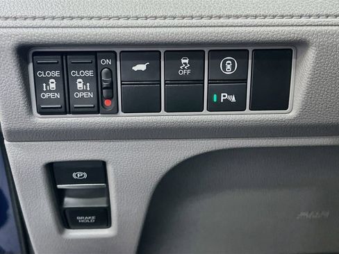 Used 2024 Honda Odyssey Touring image 10