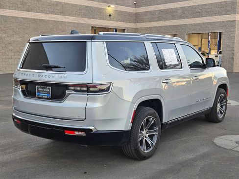 Used 2022 Jeep Grand Wagoneer Series I image 5