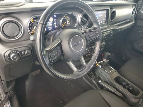 Used 2021 Jeep Wrangler Unlimited Sport image 11