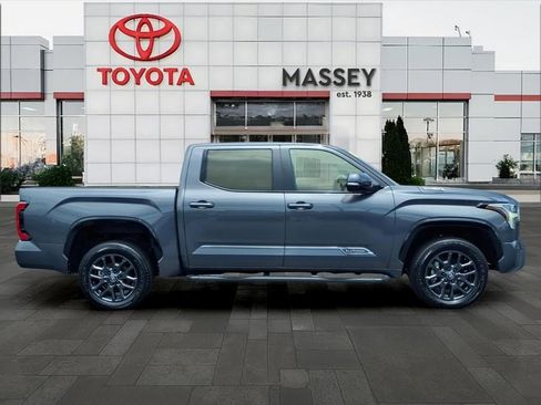 Used 2025 Toyota Tundra Platinum AWD/4WD image 2